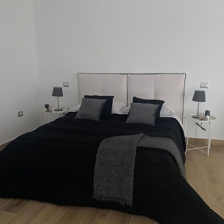 Pvteoli Suite 波佐利 外观 照片